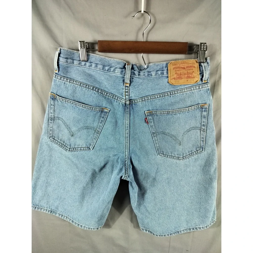 Levis levi 550